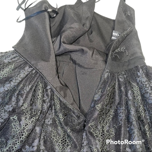BEBE lace Fit & Flare dress - Picture 6 of 6